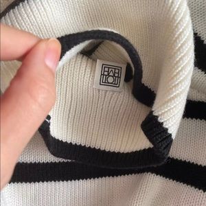 Toteme off-White Signature Stripe Turtleneck, Sz M